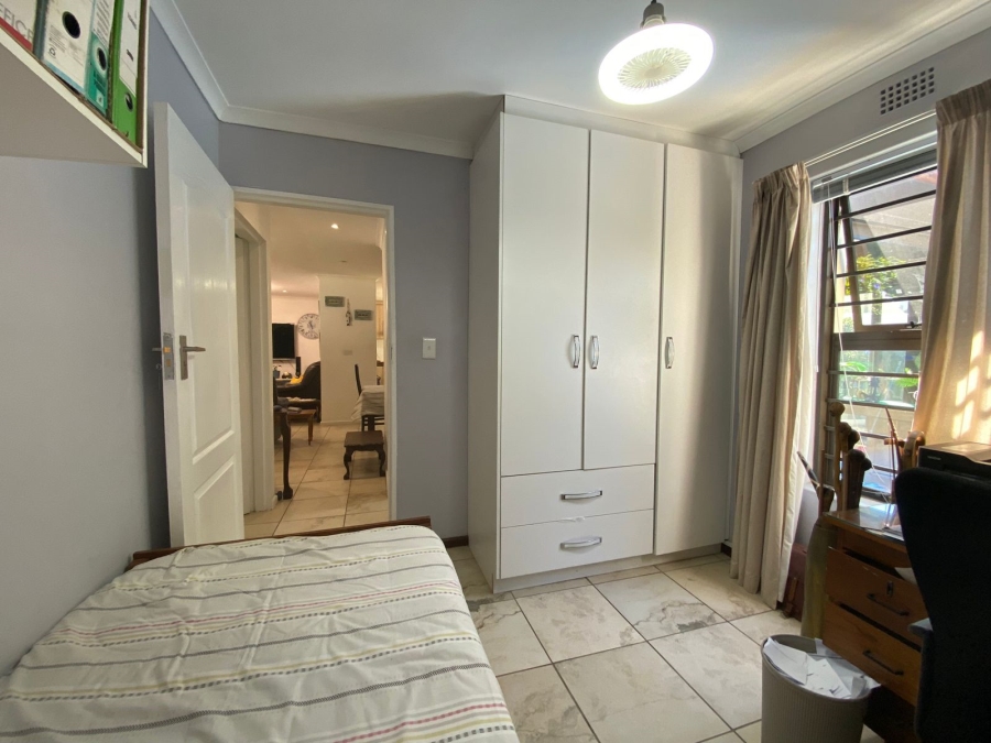 To Let 2 Bedroom Property for Rent in Table View Western Cape